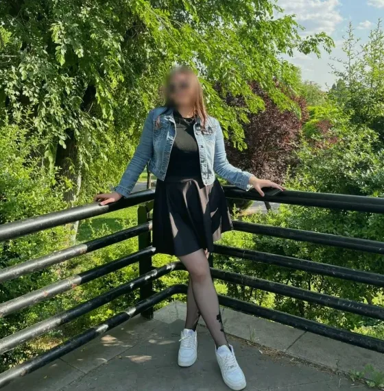 Helle, 21