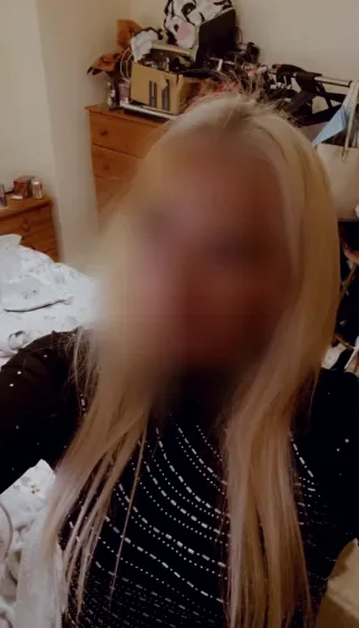 Lea, 37