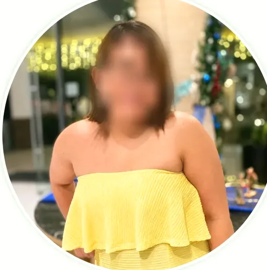 Yasmin, 32
